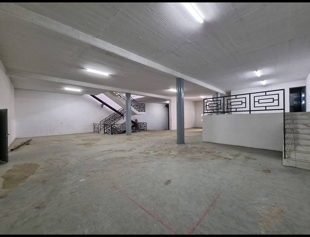 1,499M² WAREHOUSE TO LET IN ORMONDE